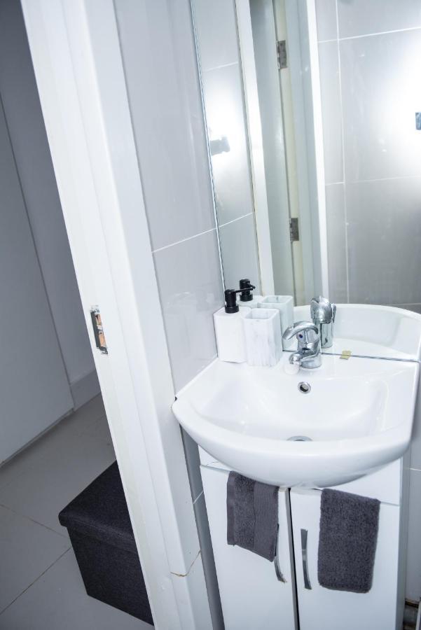 1B Apartment, 30 Mins To Oxford Street London Exterior photo